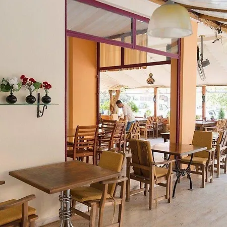 Damlatas Elegant Ξενοδοχείο με διαμερίσματα 3*