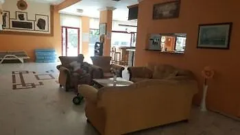 达母拉塔斯优雅公寓酒店