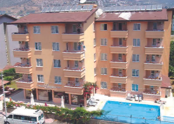 达母拉塔斯优雅公寓酒店 3*