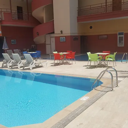 Damlatas Elegant Aparthotel 3*